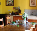 01---les-3-vignobles-chambre-hote-nature-les3vignobles-table-02.png