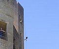 descente-en-rappel-du-donjon-de-gavaudun.jpg