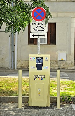 page-05---borne_elec.jpg