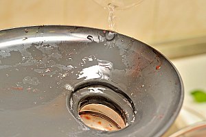 Sucrer à votre goût avec du sucre de canne liquide.