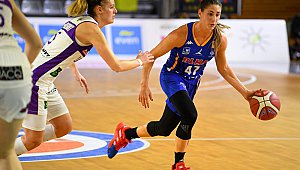 Romane Berniès porte fièrement le numéro 47 sur son maillot, comme Jefferson-Lee Joseph. — Maxppp – Le Télégramm Nicolas Creach