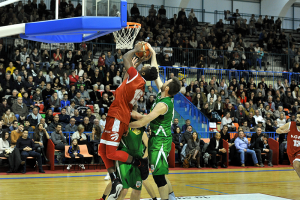 Le Stadium d'Agen pour le basket-ball et basket-ball fauteuil, escrime fauteuil, judo olympique, rugby fauteuil. ©Morad Cherchari