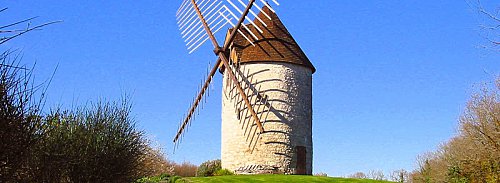 02-3-moulins-beaugas.jpg