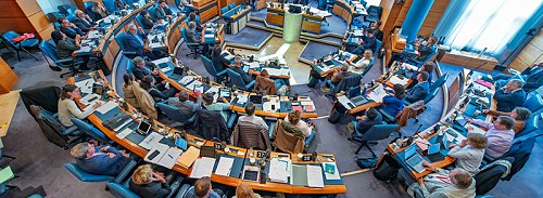 Hemicycle_XCD2981-800px.jpg