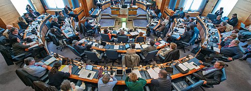 hemicycle-reduc.jpg