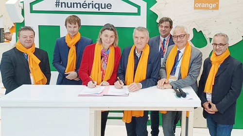 05---Signature-Convention-CN47-Orange-23.11.22.jpg