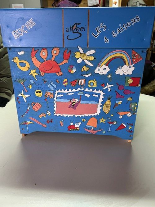 18-19--concours-deucoration-de-ruche---casseneuil-DR2.jpg