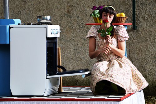 1er-aouet---La-Cuisiniere-four--creudit-Tout-En-Vrac-HD.jpg