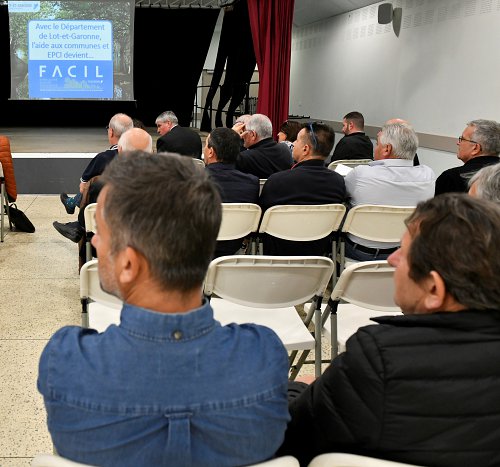 FACIL-_XCD8883.JPG