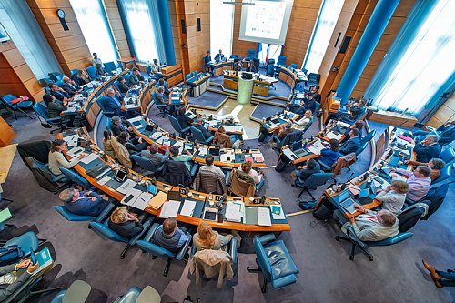 Hemicycle_XCD2981-800px.jpg