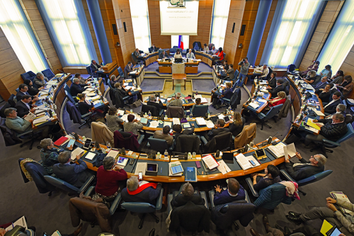 Tribunes