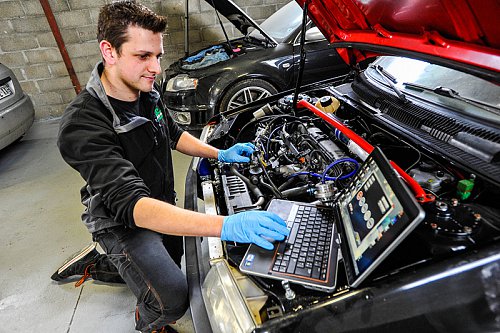 plug-in-car-_THI2942.jpg